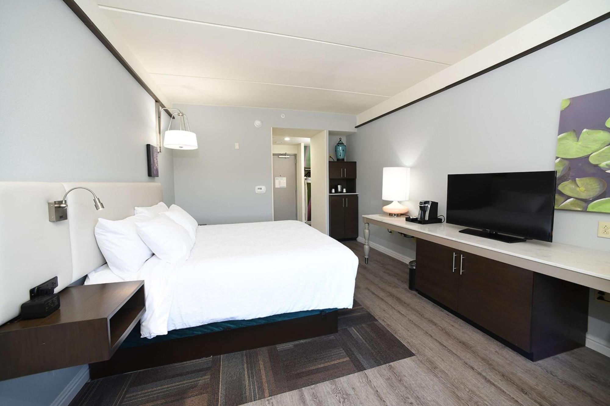 Hilton Garden Inn Джексонвилл Экстерьер фото